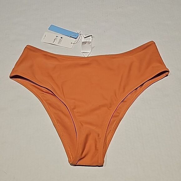 Cupshe bikini bottoms size medium - Picture 1 of 2